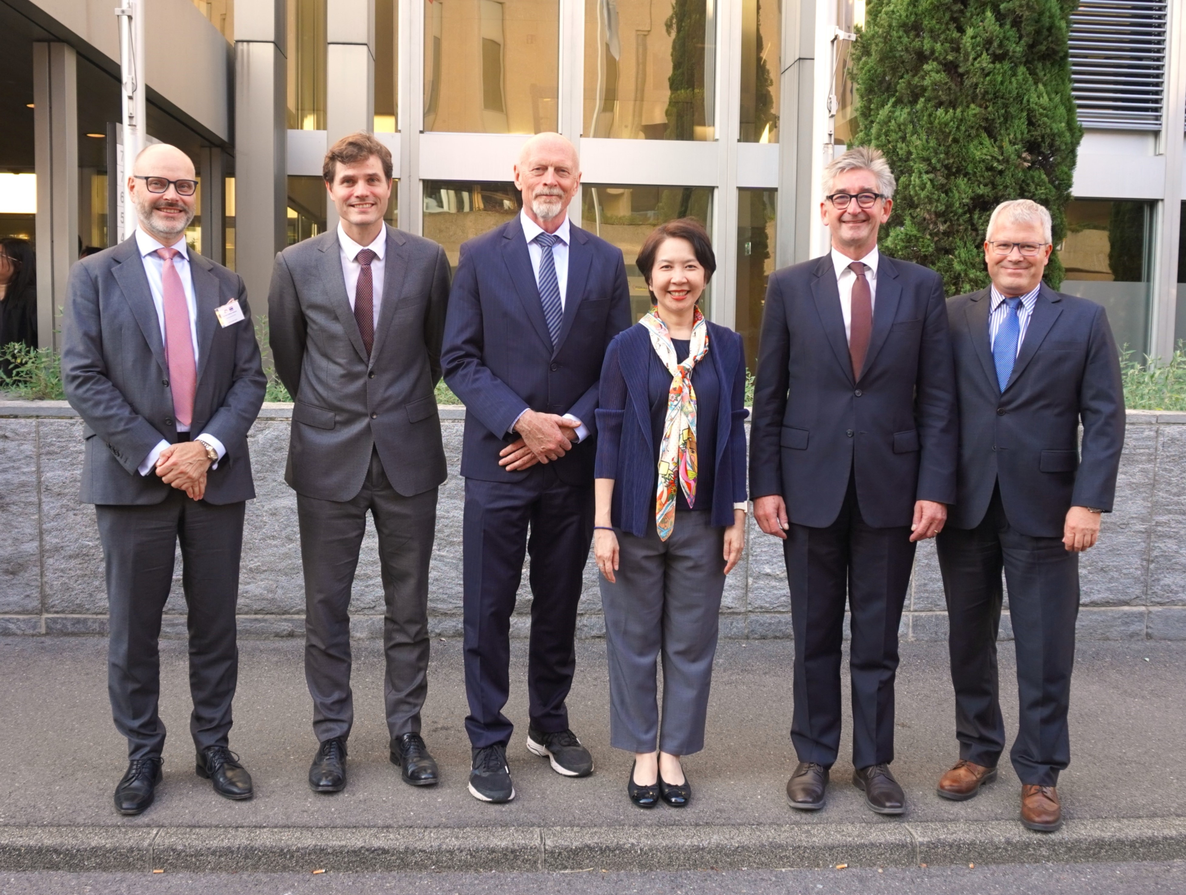 EFTA and Thailand heads of delegation.
