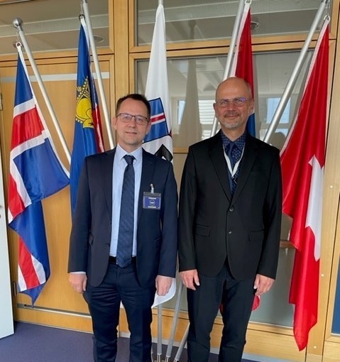 H.E. Mr Bård Ivar Svendsen, Norway’s ambassador to the Kingdom of the Netherlands and the Grand Duchy of Luxembourg with Mr Volker Täube