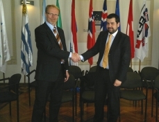 Mr Sveinung Røren and Ambassador Álvaro Ons. Mr Sveinung Røren and Ambassador Álvaro Ons.