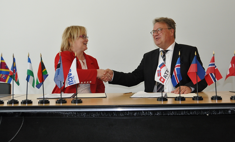 Niki Krüger (left) and Lars Erik Nordgaard.