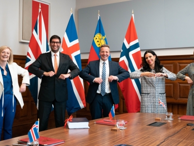 _021-07-08-eea-efta-uk-signing