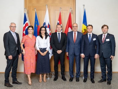 ikr-efta-ministerial-meeting-2023-group-photo-02